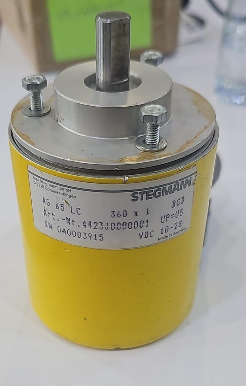 SN0A0003915 ENCODER  STEGMANN USED