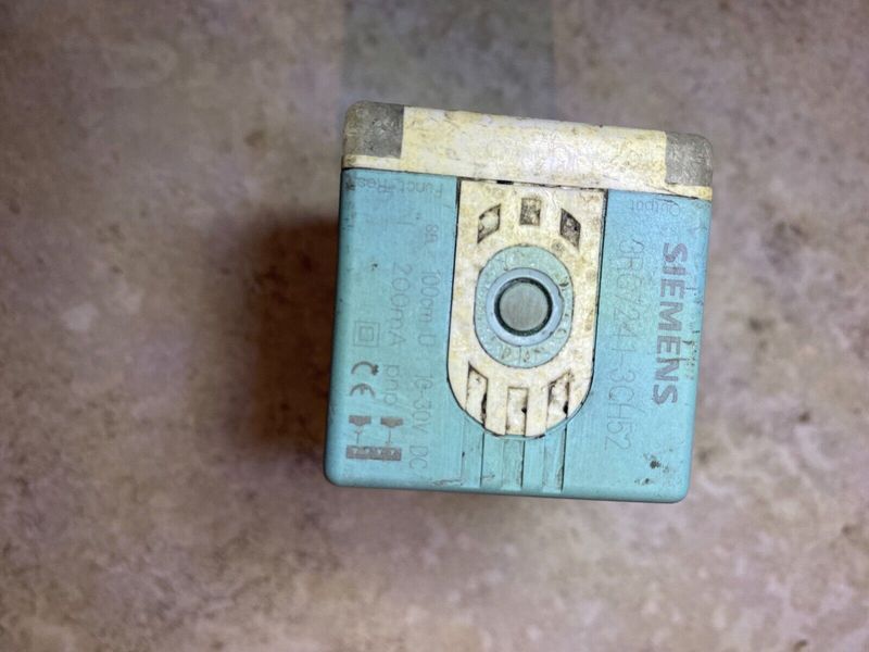 3RG7241-3CH52 PHOTO SENSOR NC