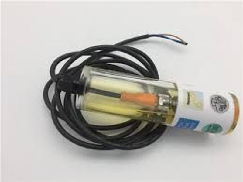 ZB0672 EVC001/OIL SENSOR