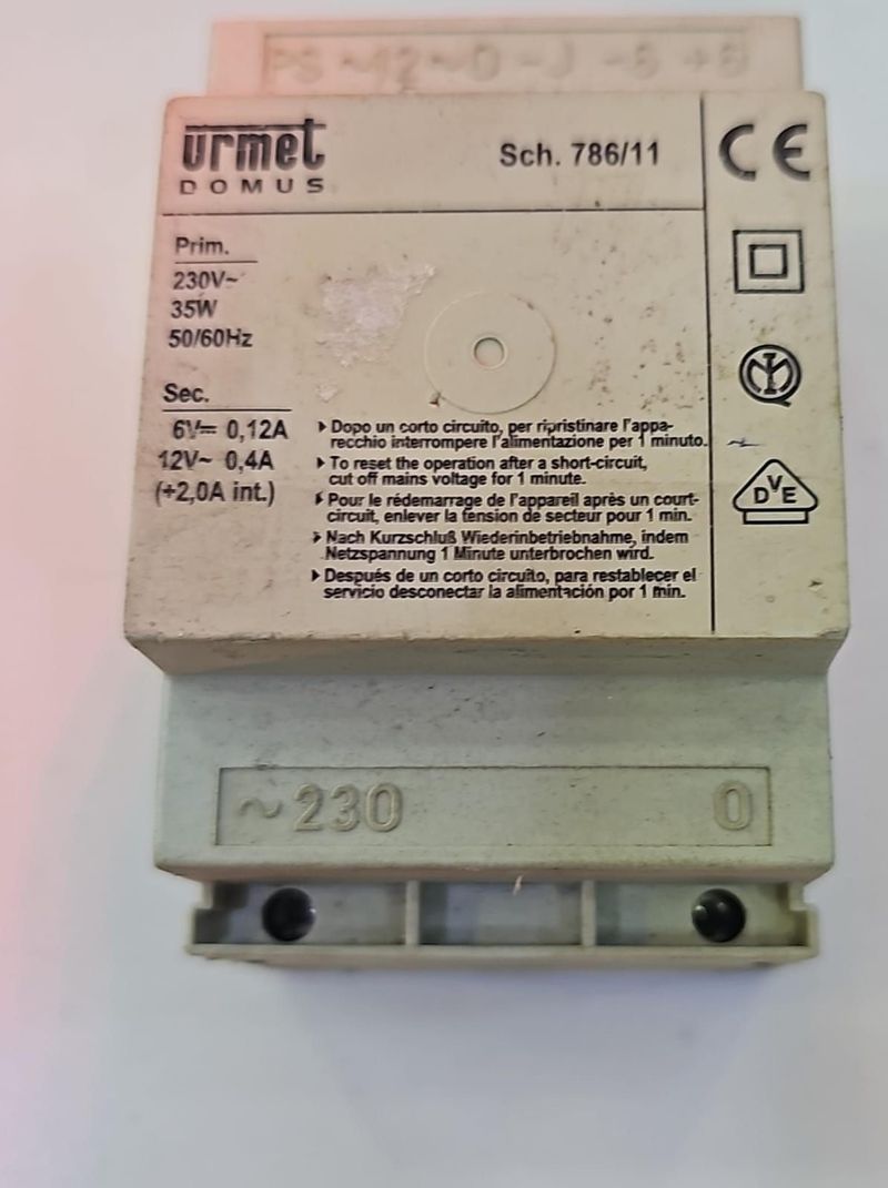 PS-12-0-J TRANSFORMER 220-12V 2A USED