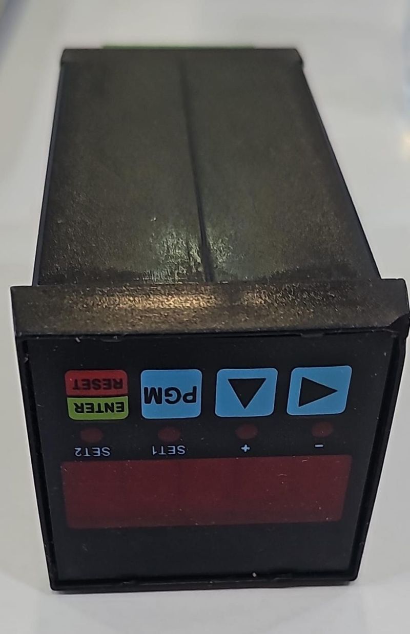 B1X02 DIGITAL TIMER 220V CONTA USED
