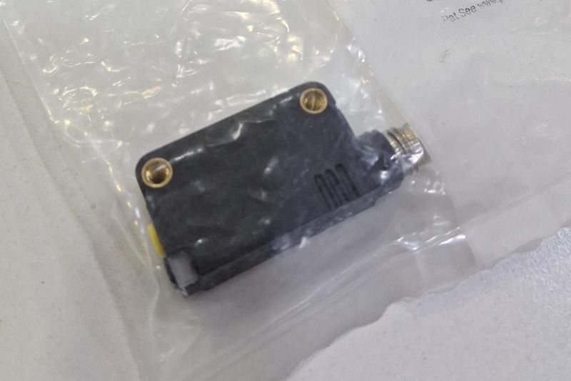 BOS0012 PNP NO-NC10cm