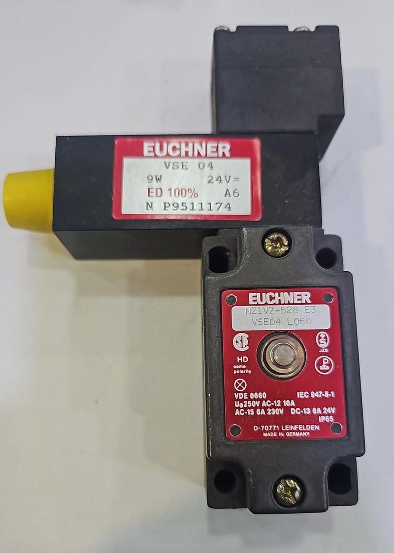 NZ1VZ-528 SAFITY LOCK SENSOR