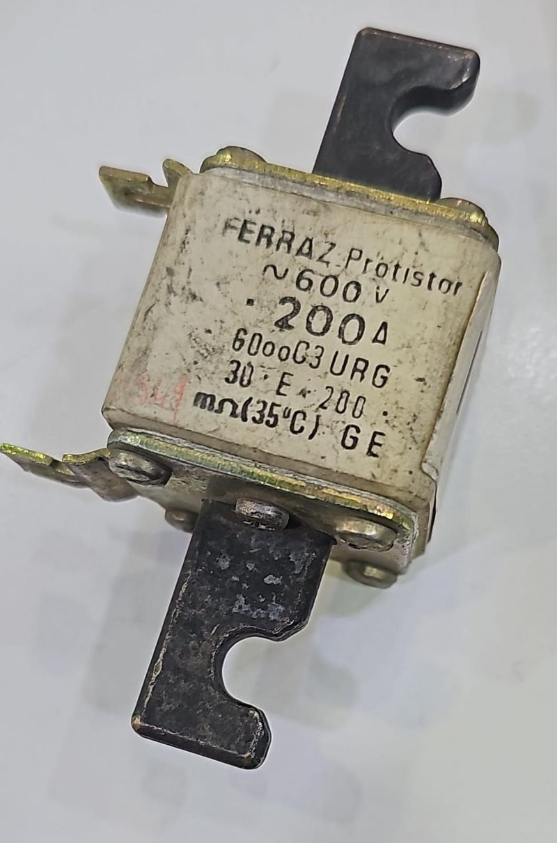 6000C34RG SEMICONDUCTOR 200A USED